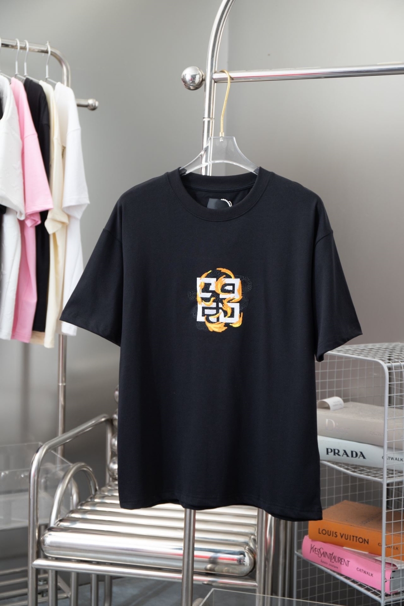 Givenchy T-Shirts